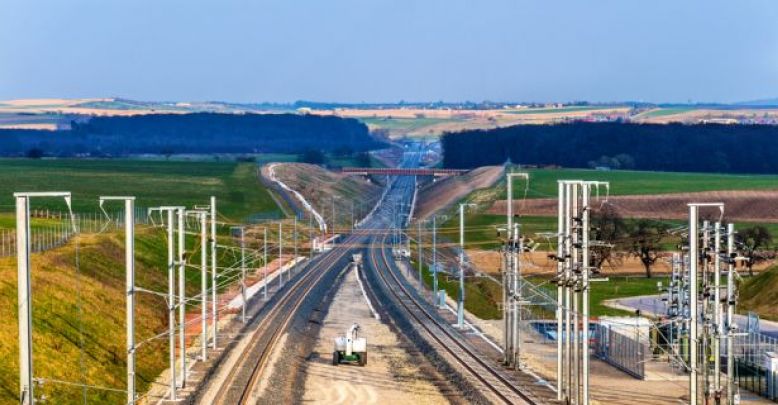 THE LGV LINE PARIS-BORDEAUX