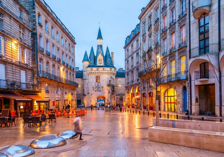 Discovering the 4 must-see districts of Bordeaux