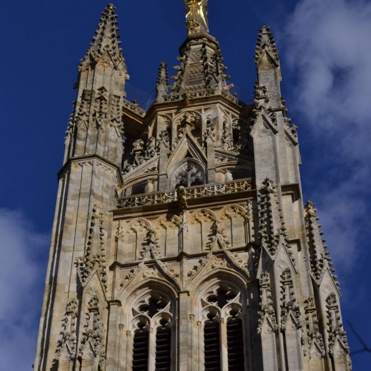 Come and discover the Pey Berland Tower - Emblematic monument with a panoramic view of Bordeaux